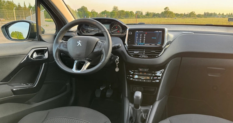 Peugeot 208 cena 39900 przebieg: 51160, rok produkcji 2019 z Szczecin małe 137